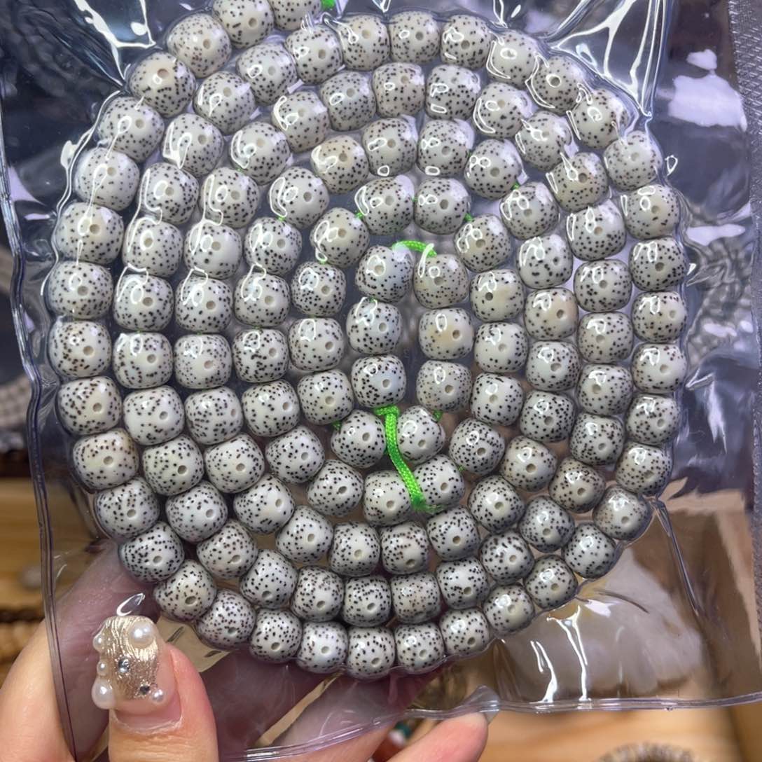 星月菩提吊坠10顺白