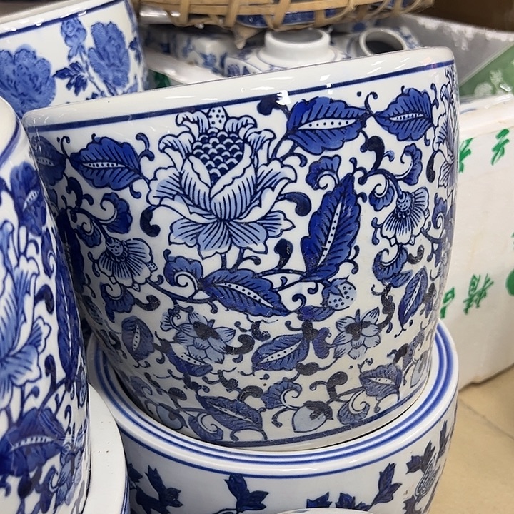 瓷片微瑕。。。。。。。。。。。。。。。