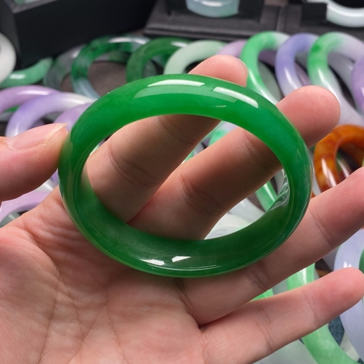 瑞***具仿水晶非金属高端手镯时尚百搭款式