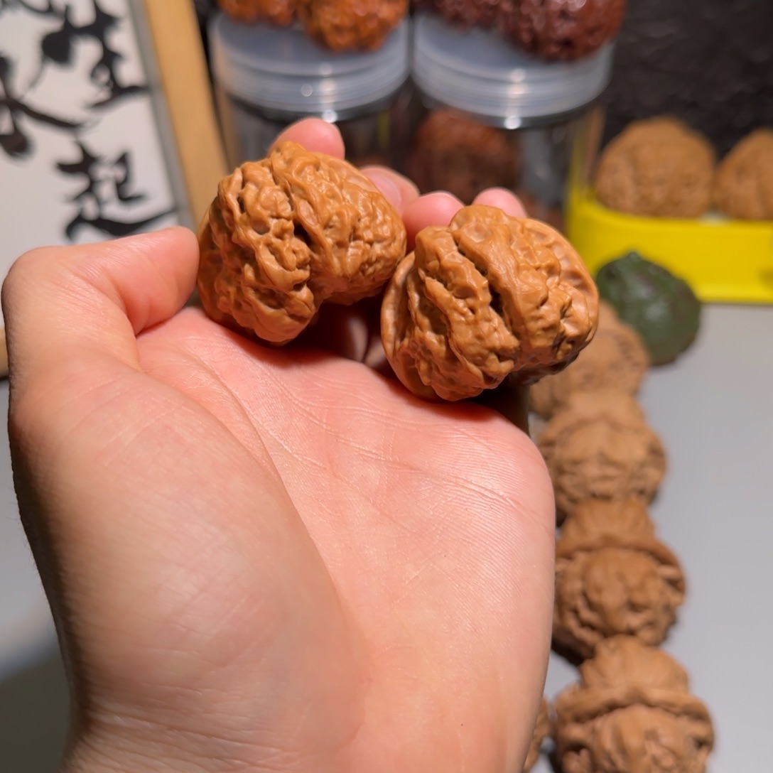 文玩核桃吊坠财****子怀柔蛤蟆头40