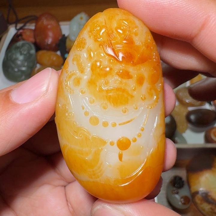 和田玉颈饰未镶嵌