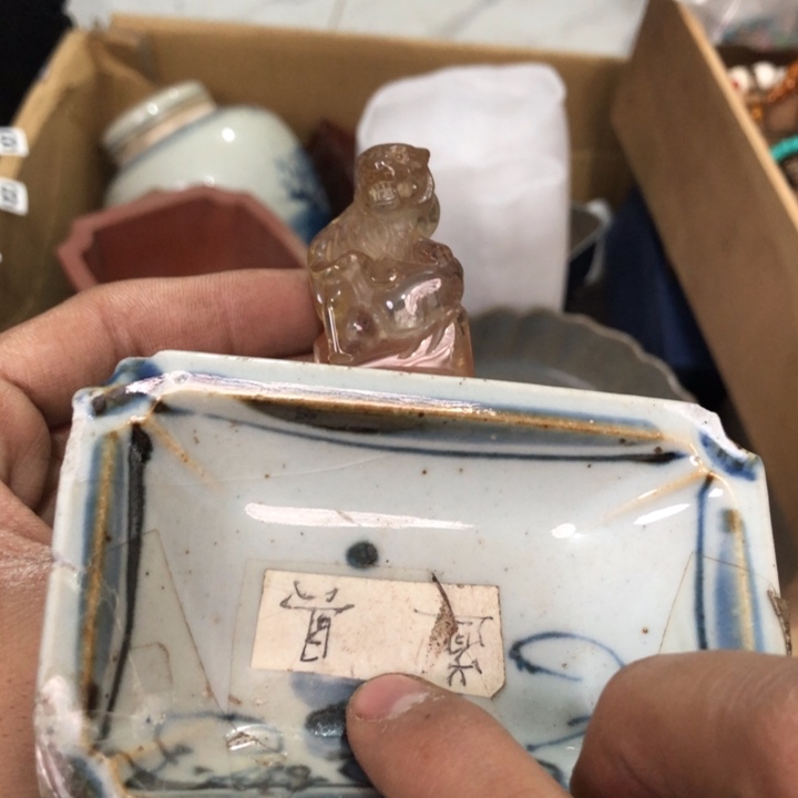 陶瓷孤品单件车里拍