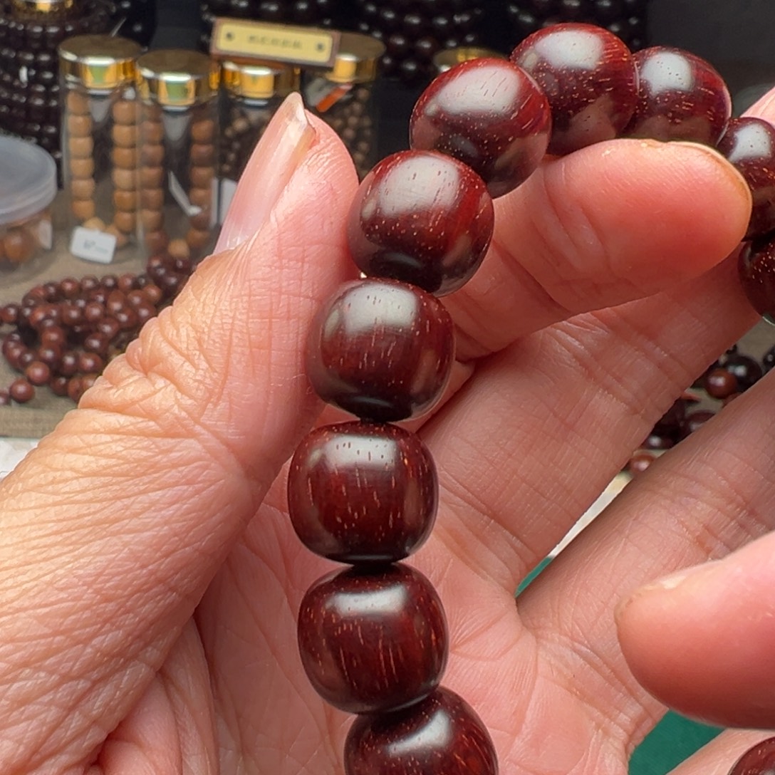 手串/手链檀香紫檀（小叶紫檀）1112老形原汁原味泥料带星特价款