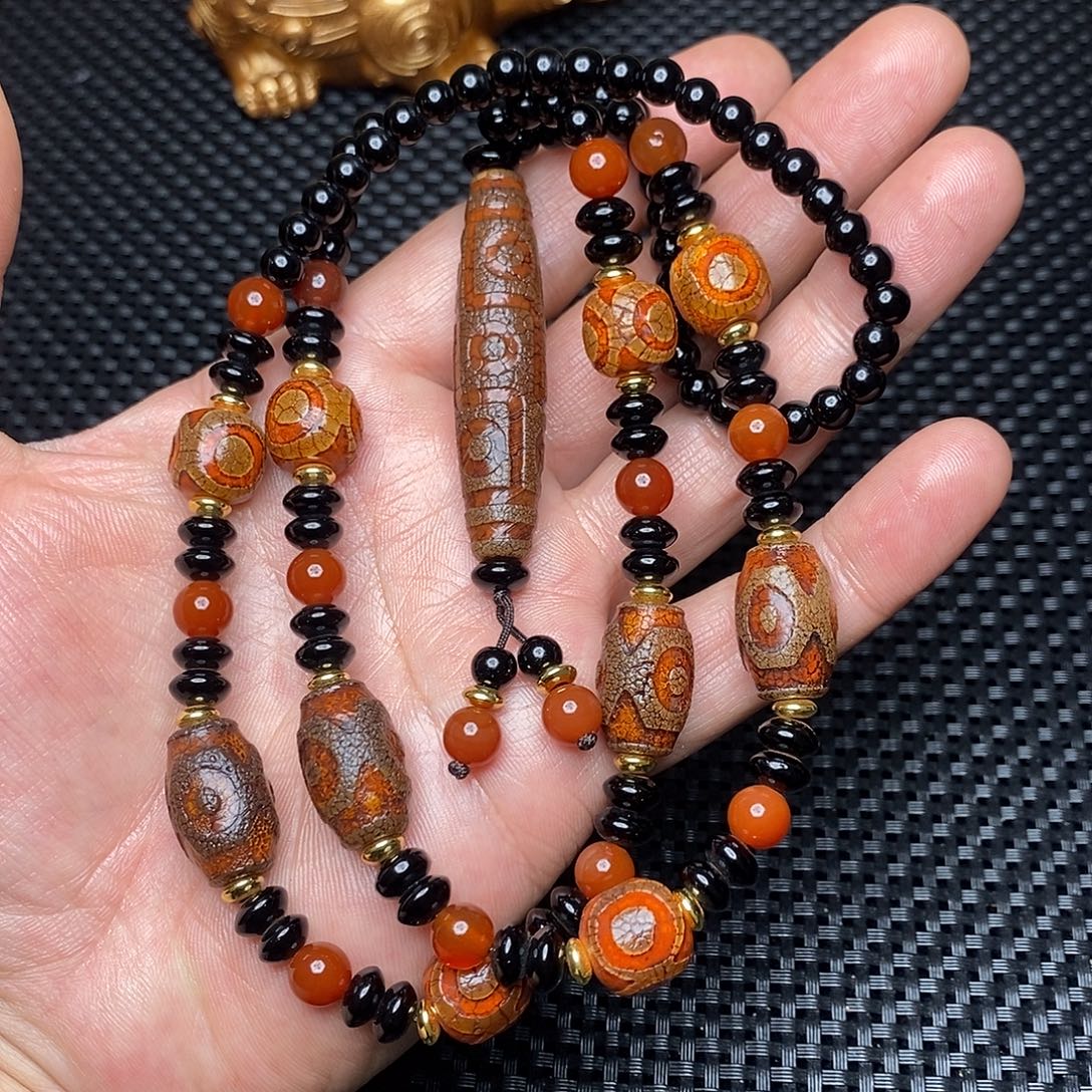 月***光玛瑙/玉髓未镶嵌手链