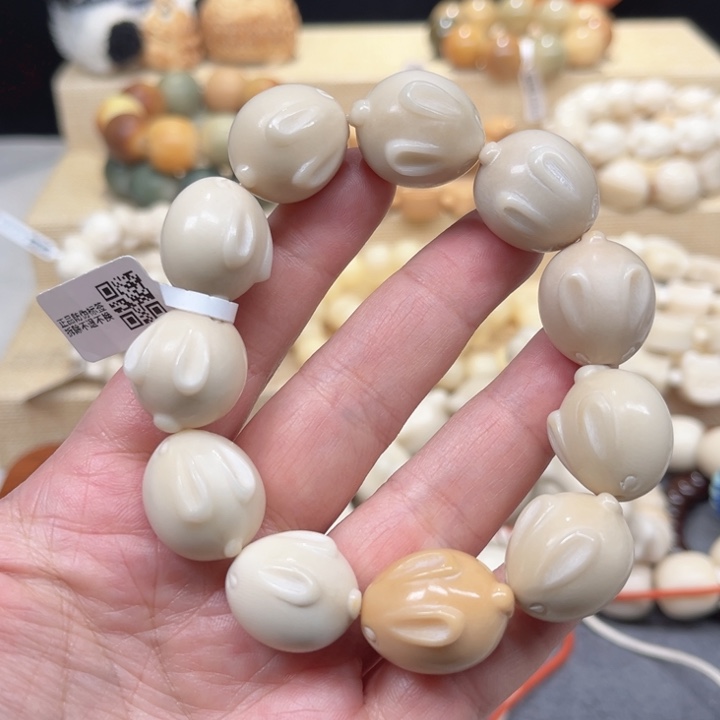 菩提根/象牙果手串小兔子2-15-28 瑕