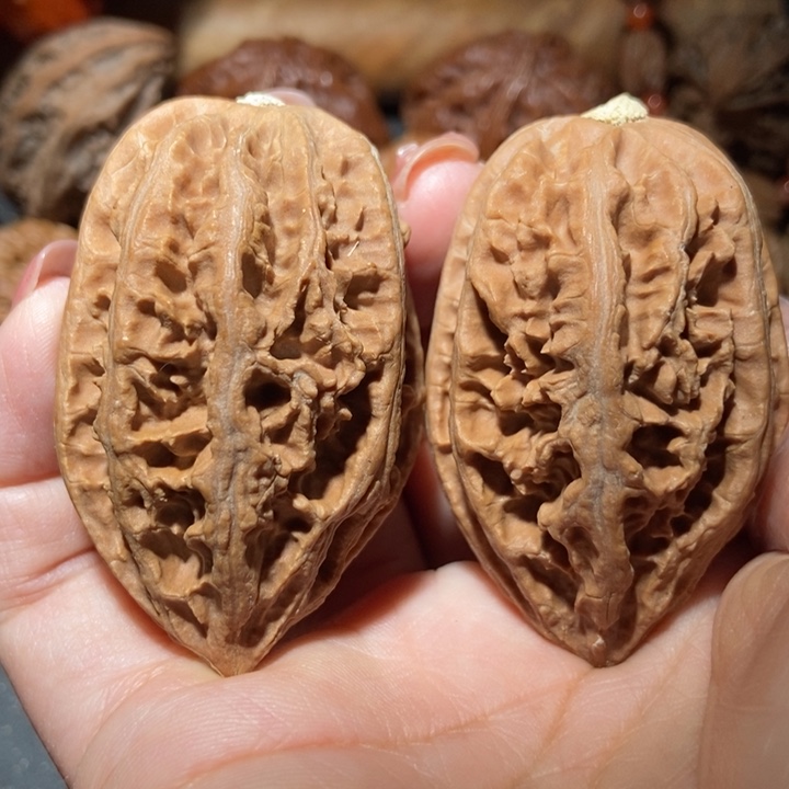 把件文玩核桃东北楸子小雪206