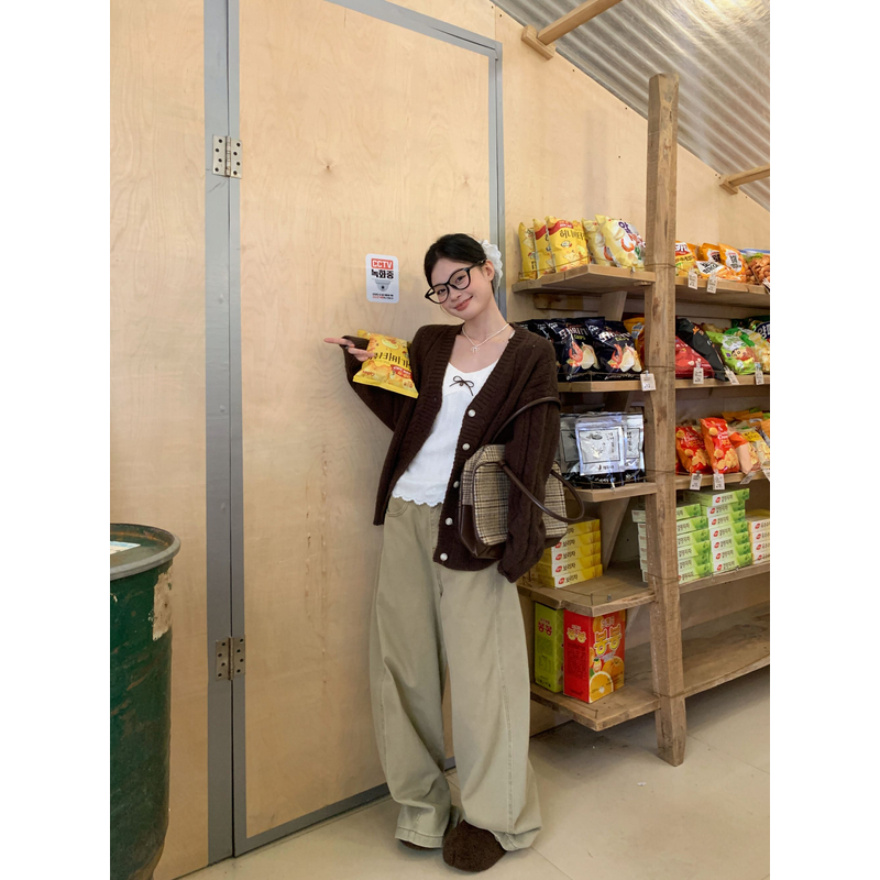 宋正恩11/10 卡其色垂感十足显瘦高腰阔腿工装牛仔裤AAS58885