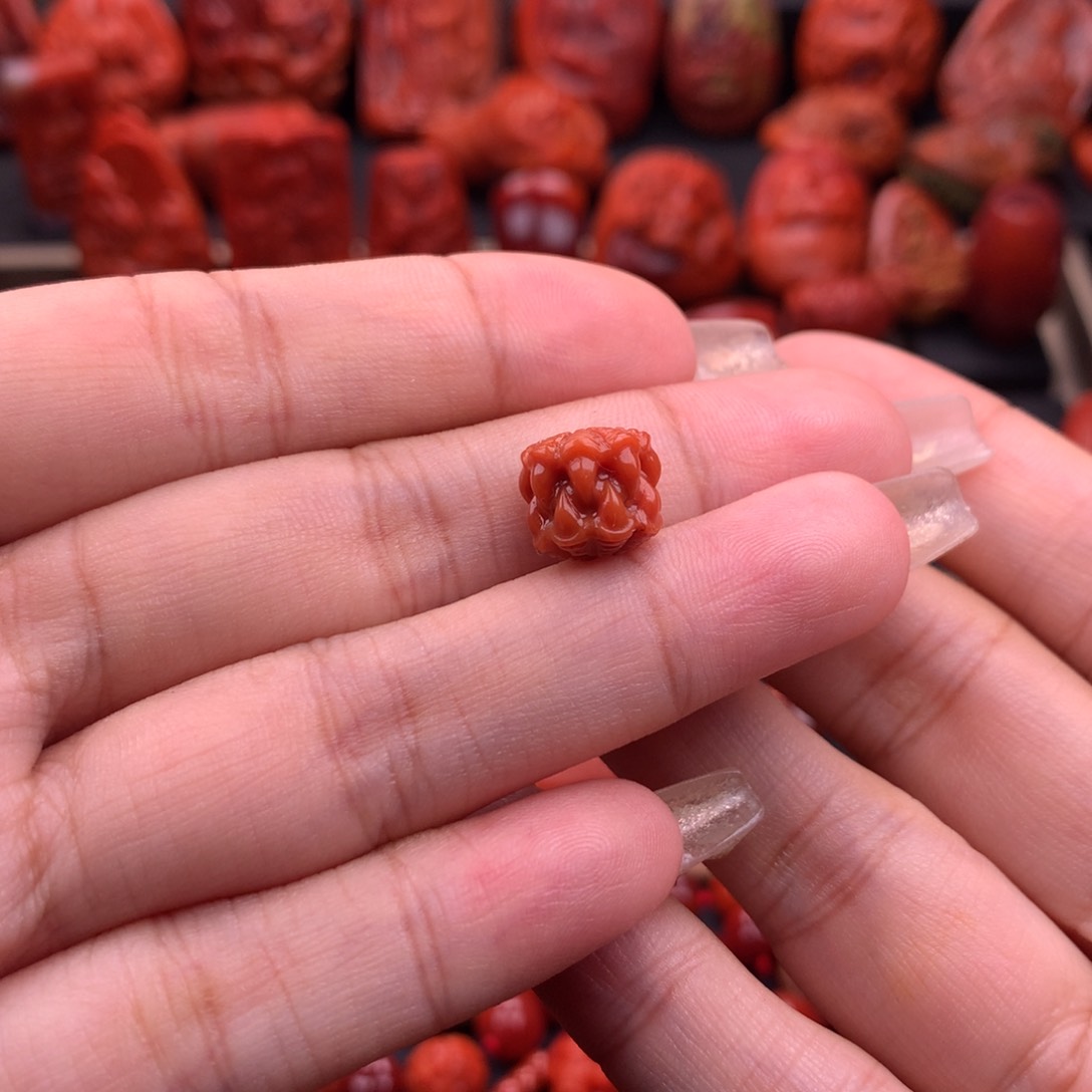 南红玛瑙南红川料吞噬10.6mm未镶嵌