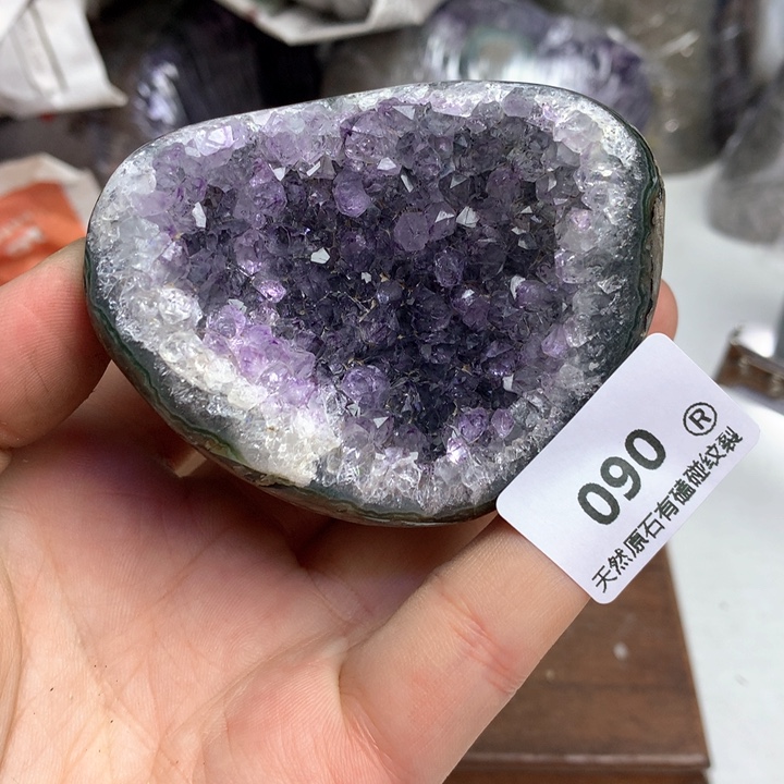 紫晶大型摆件（非配饰）未镶嵌