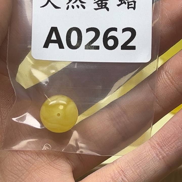 搞***三琥珀未镶嵌珠宝奇石A0262