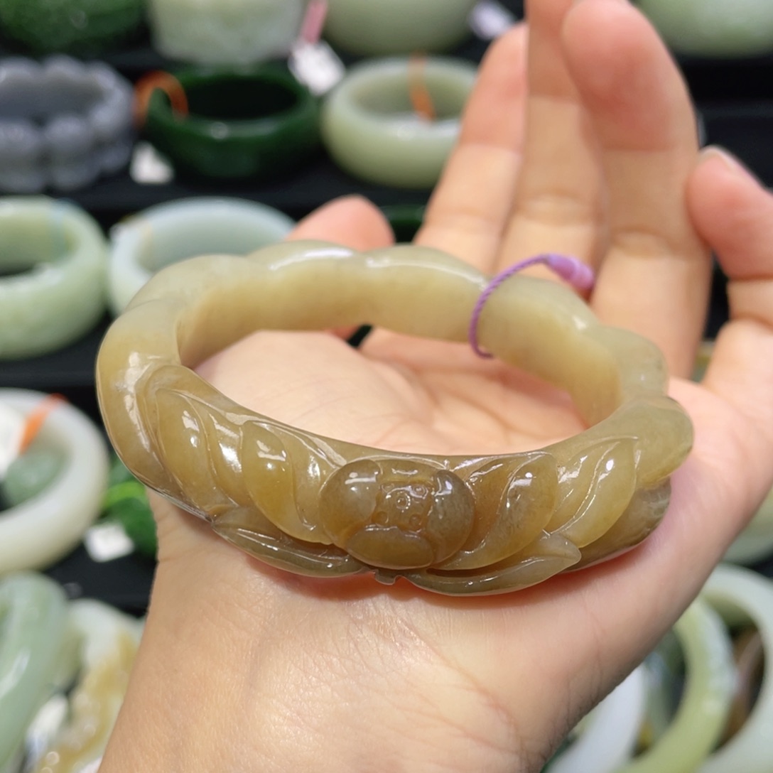 未镶嵌手镯和田玉52