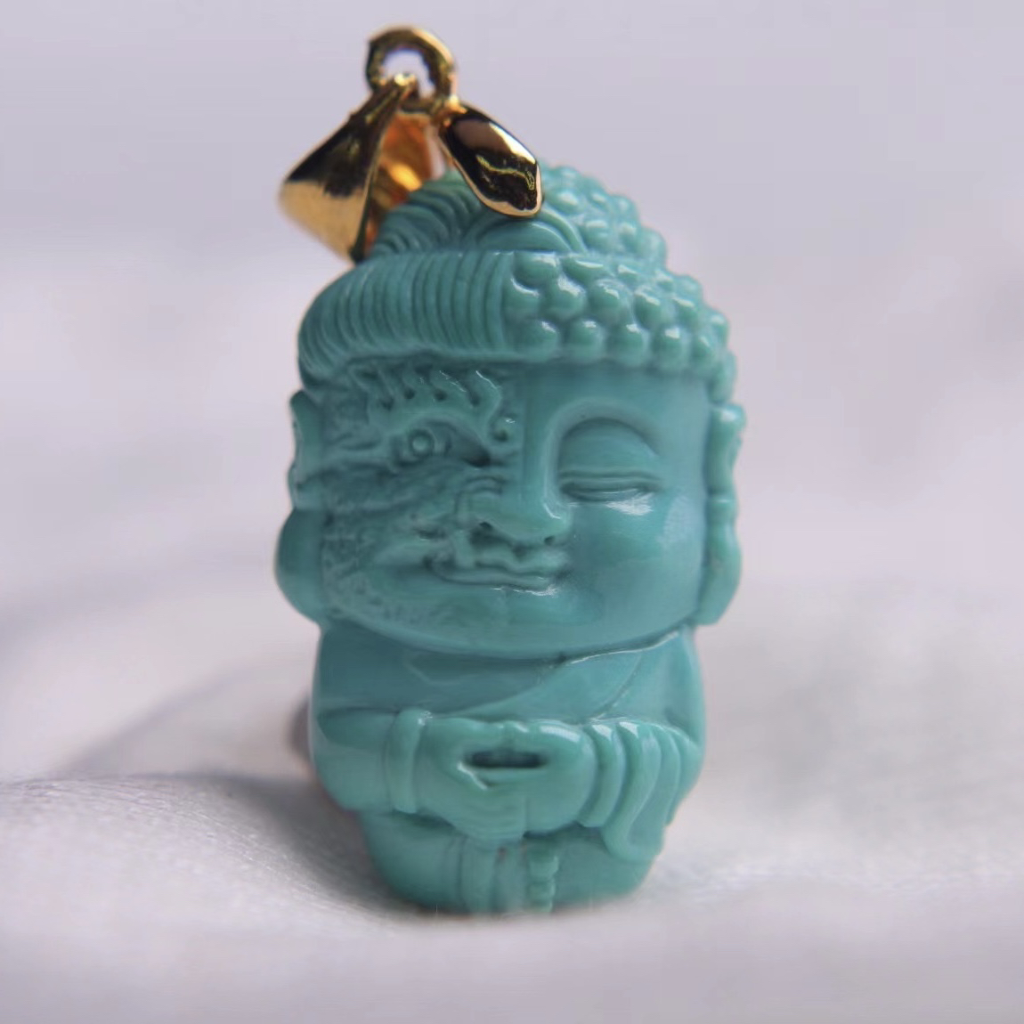 原矿绿松石女款吊坠一念之间手工精雕瓷釉级项坠14x22.4x7.6mm