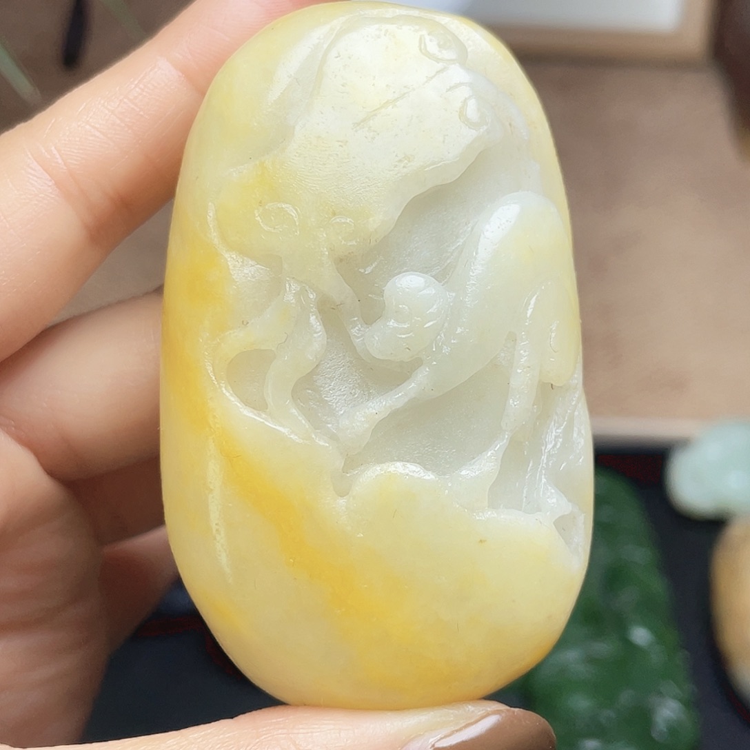 和田玉未镶嵌挂件