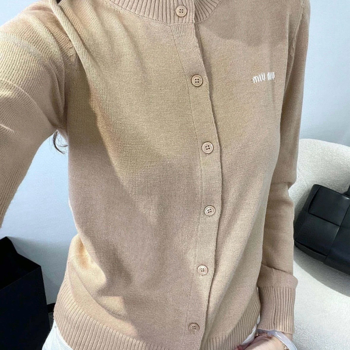 未使用 MIU MIU/缪缪 logo羊毛针织开衫外套 46码 D17731