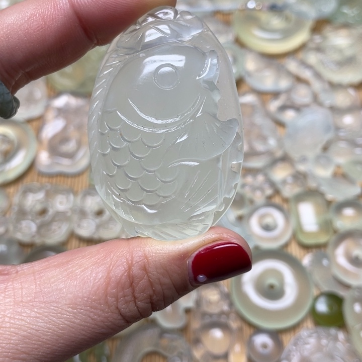 蛇纹石玉颈饰未镶嵌别**@