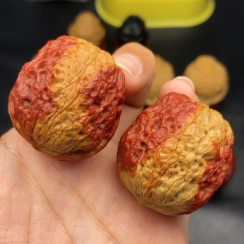 【闪购商品】把件文玩核桃38尺牡丹绣球49克