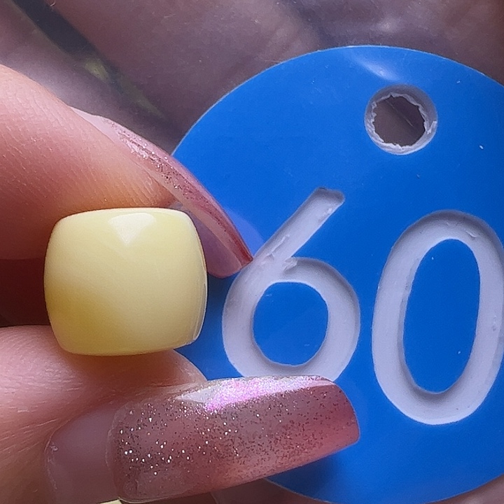 未镶嵌蜜蜡裸石10mm直切