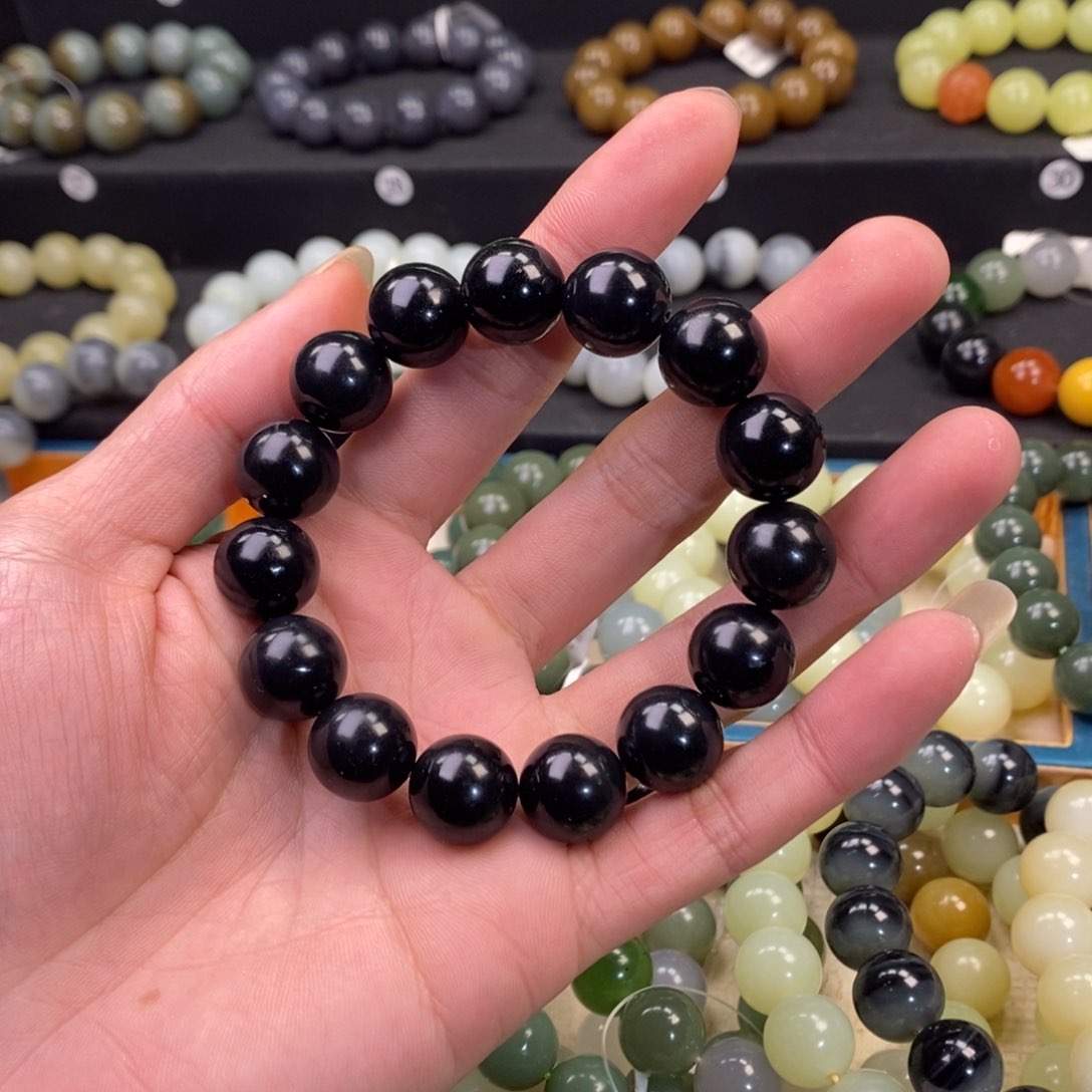 和田玉手串未镶嵌卡14新疆墨玉