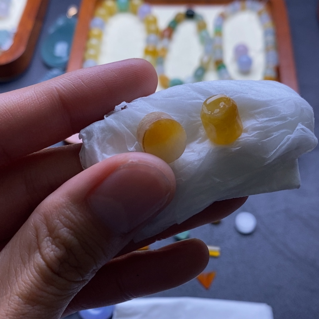 芳***子定制翡翠未镶嵌定制