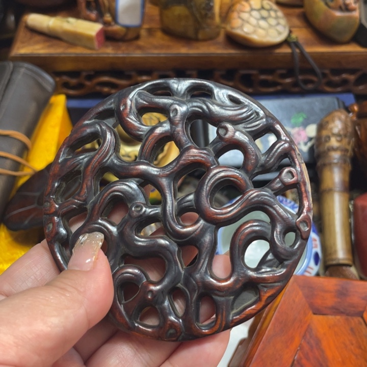 用***9端景台紫檀木类陶瓷艺术家的作品