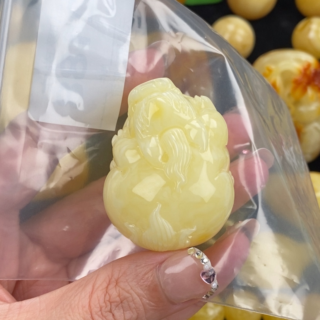 琥珀未镶嵌珠宝奇石裸石