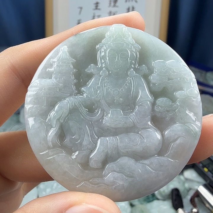 翡翠未镶嵌颈饰翡翠