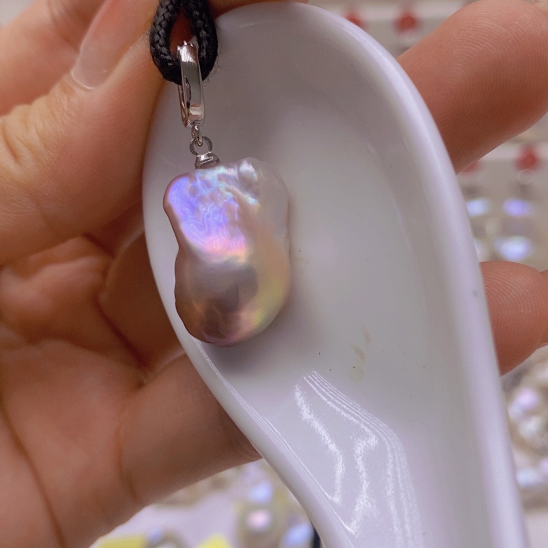 淡水珍珠未镶嵌吊坠(赠链)