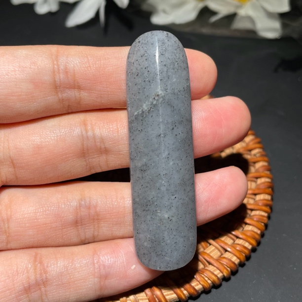 天然和田玉青花长条随形挂件把件18克58-15.7-9.2毫米