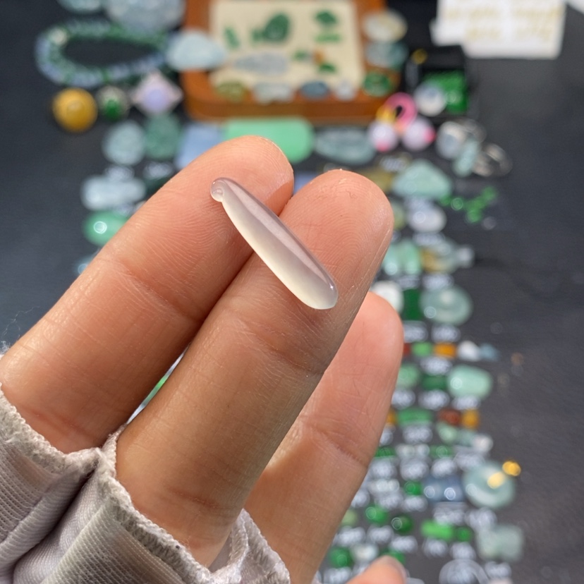 【闪购商品】翡翠挂件未镶嵌瓜