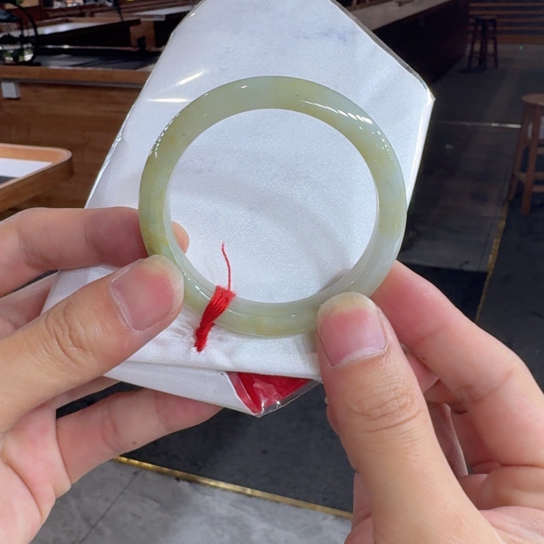 翡翠手镯未镶嵌纯天然缅甸翡翠A货买断