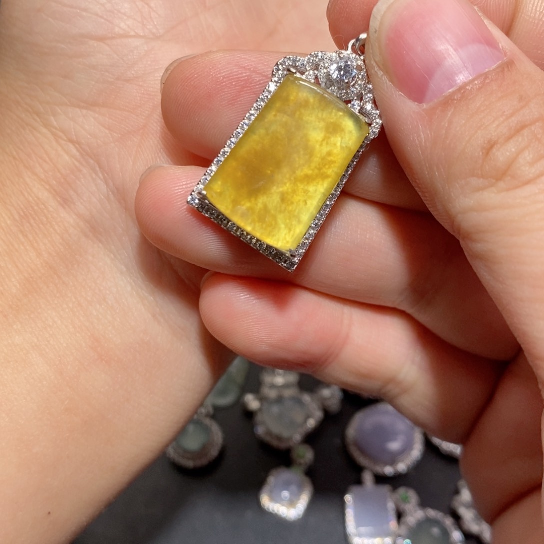 翡翠颈饰银S925镶嵌n j j k