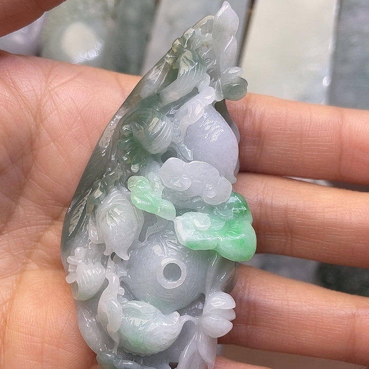 定制翡翠未镶嵌翡翠吊坠