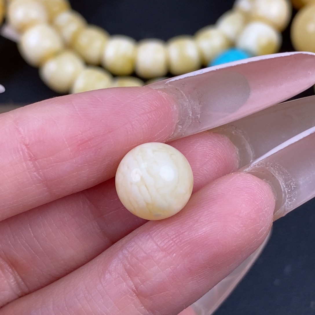 琥珀未镶嵌珠宝奇石205