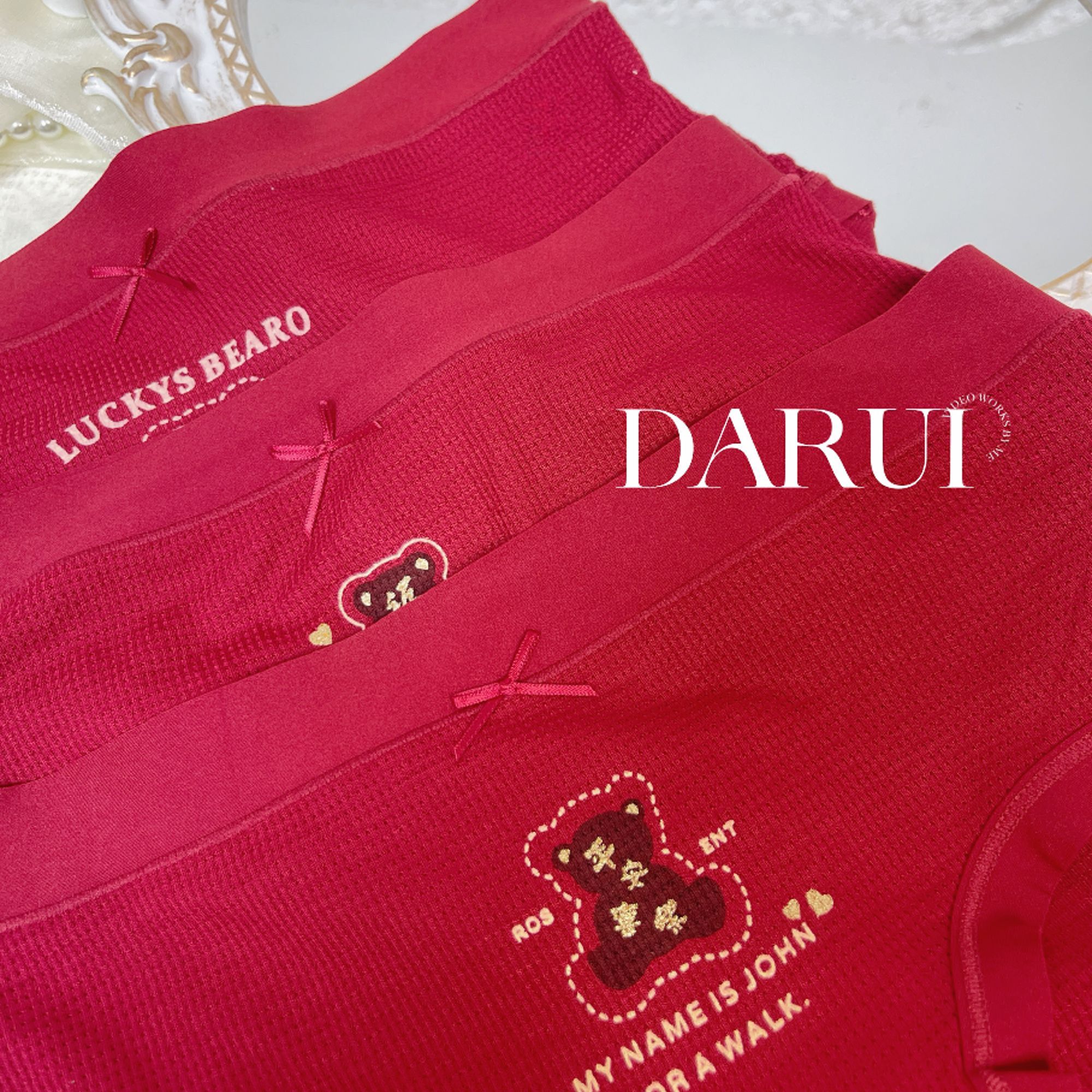 红色小熊中腰女式三角裤3条装