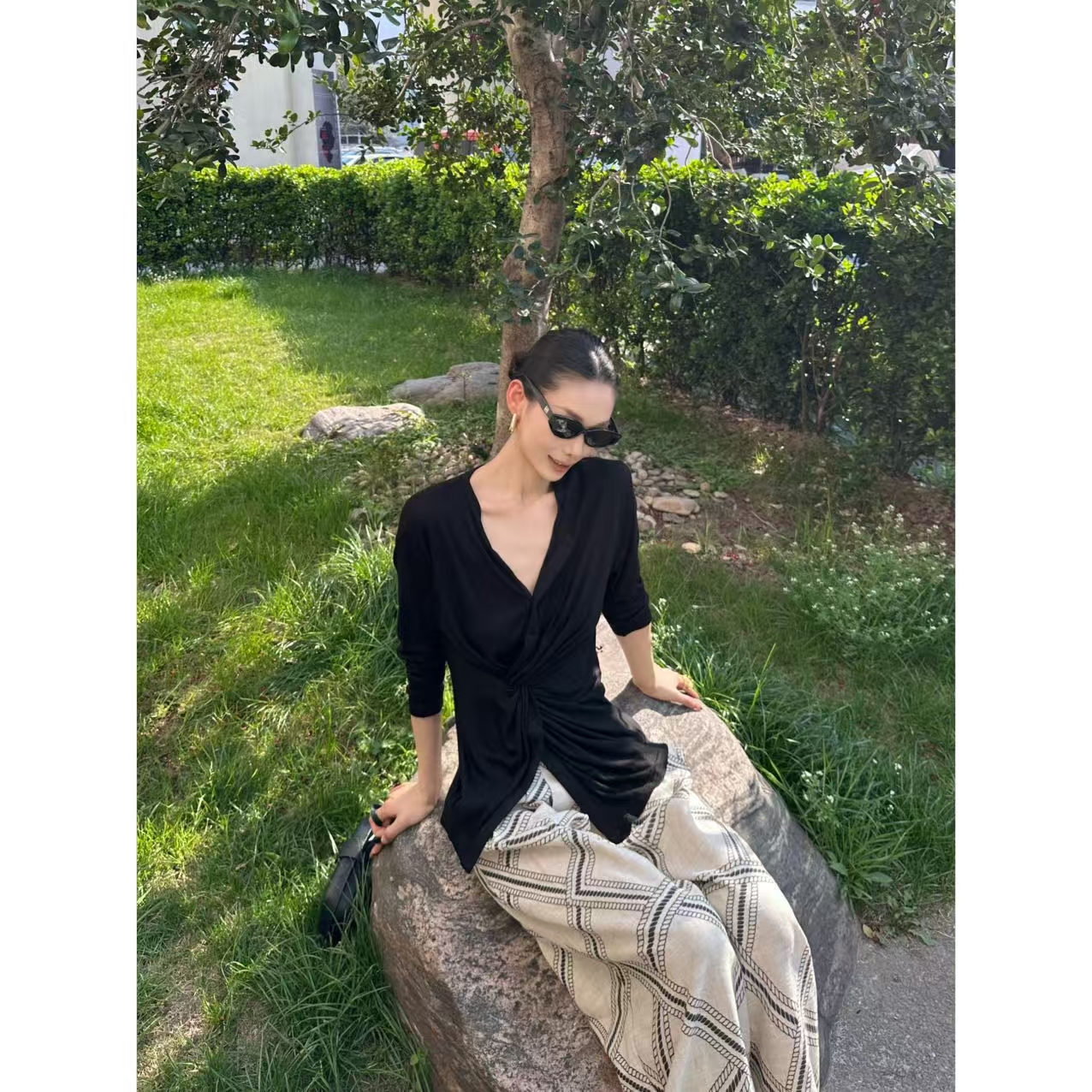 FIINAL《时光印记》不对称腔调显瘦针织衫