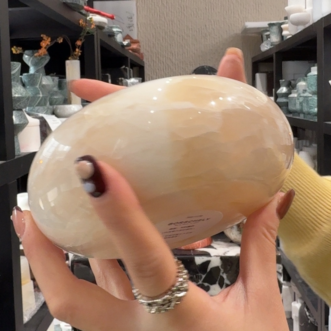 大理石A48。关机。  