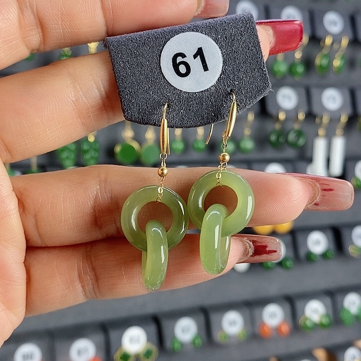 和田玉耳饰18K金镶嵌