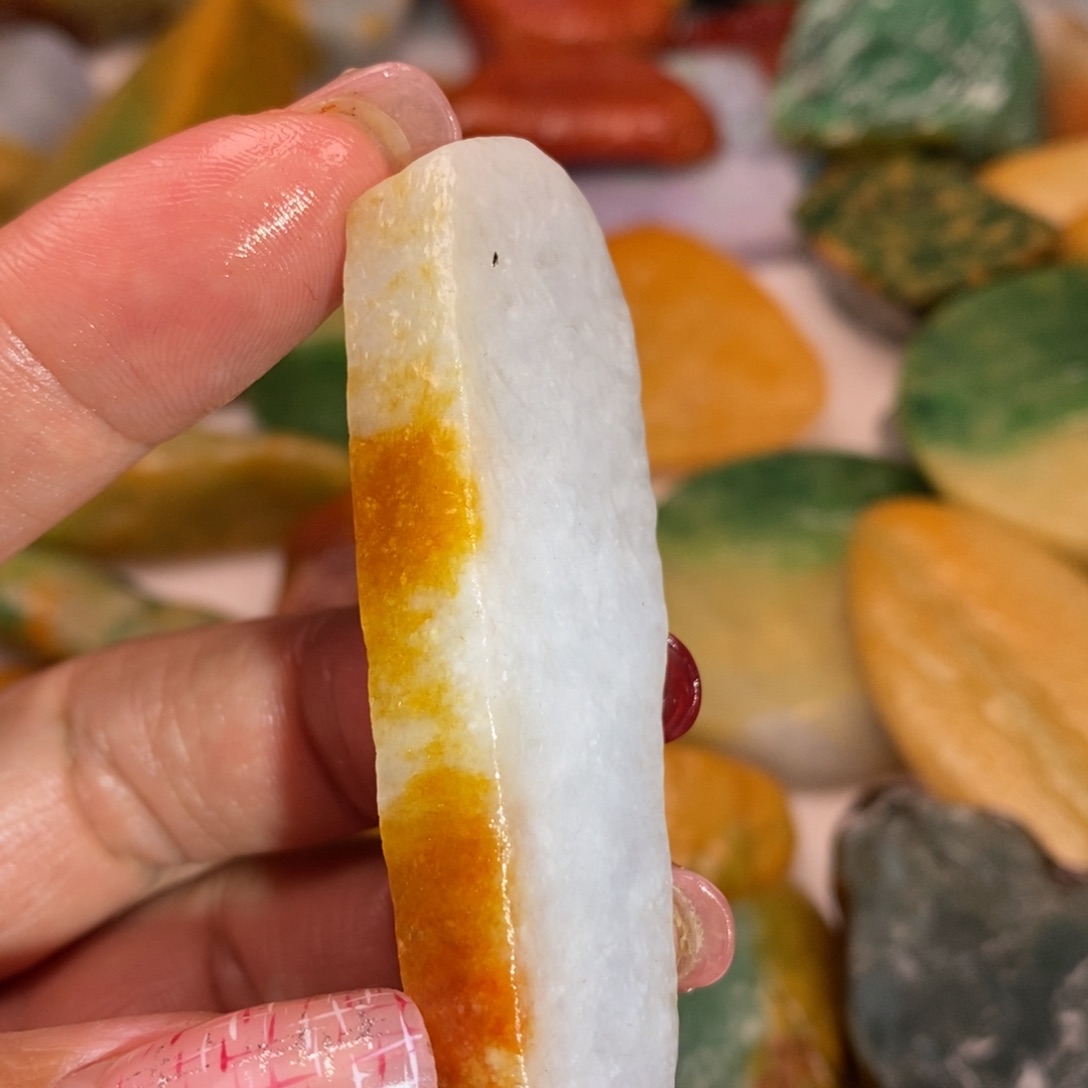 翡翠颈饰未镶嵌缅甸翡翠