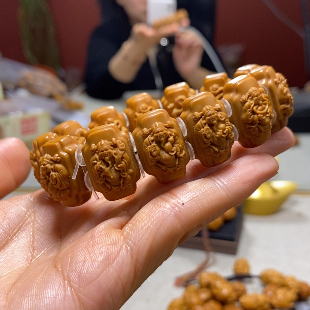 橄榄核吊坠橄榄树