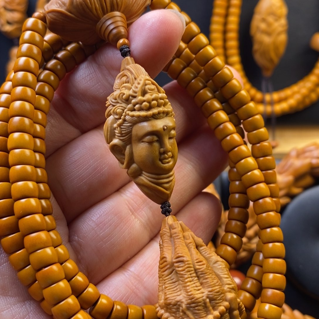 橄榄核手串观音脖挂