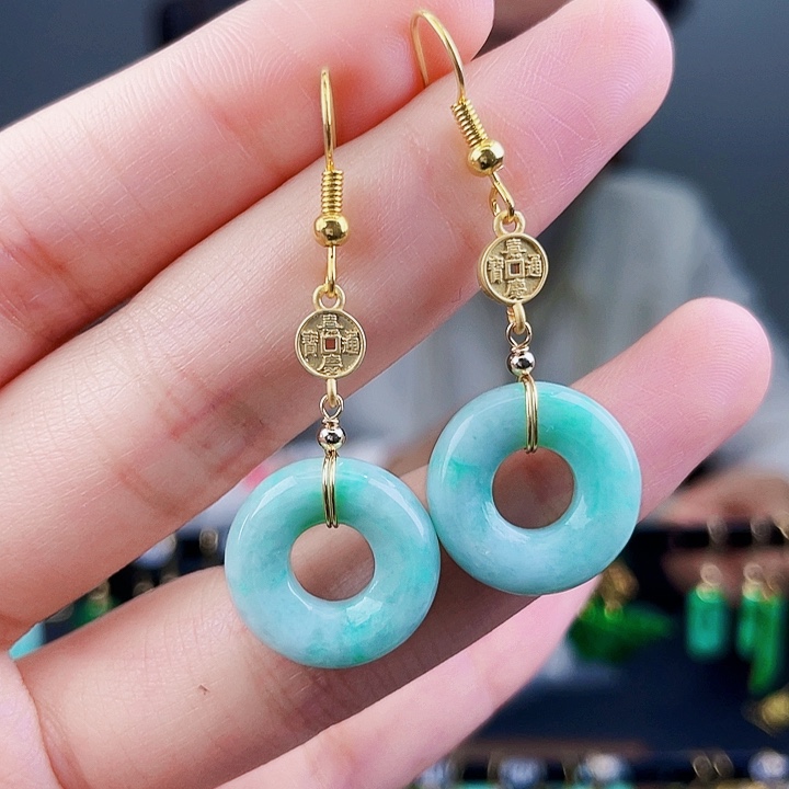 翡翠耳饰未镶嵌饰品