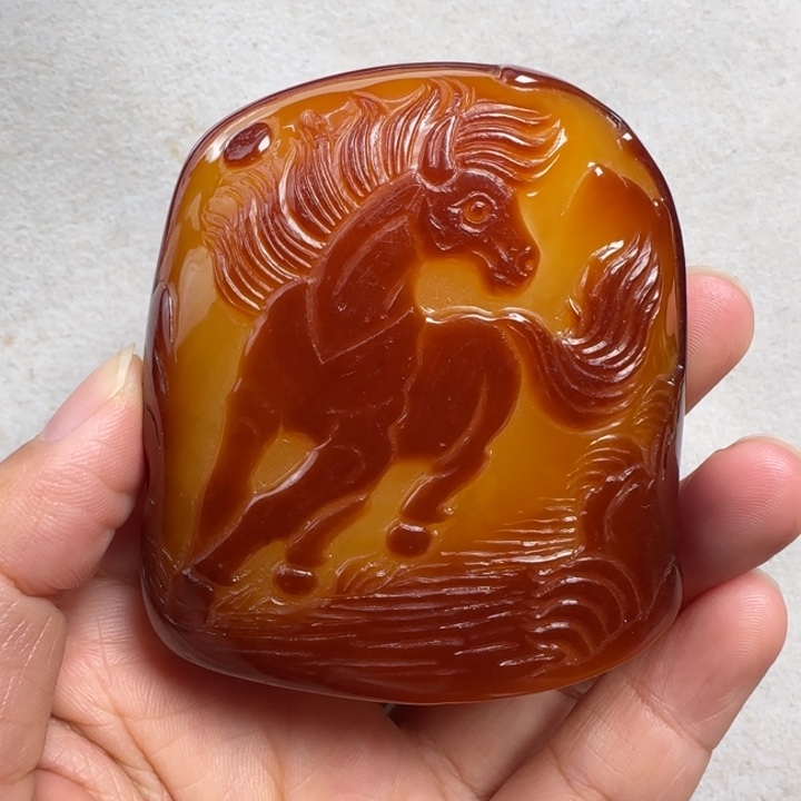 未镶嵌蜜蜡珠宝奇石