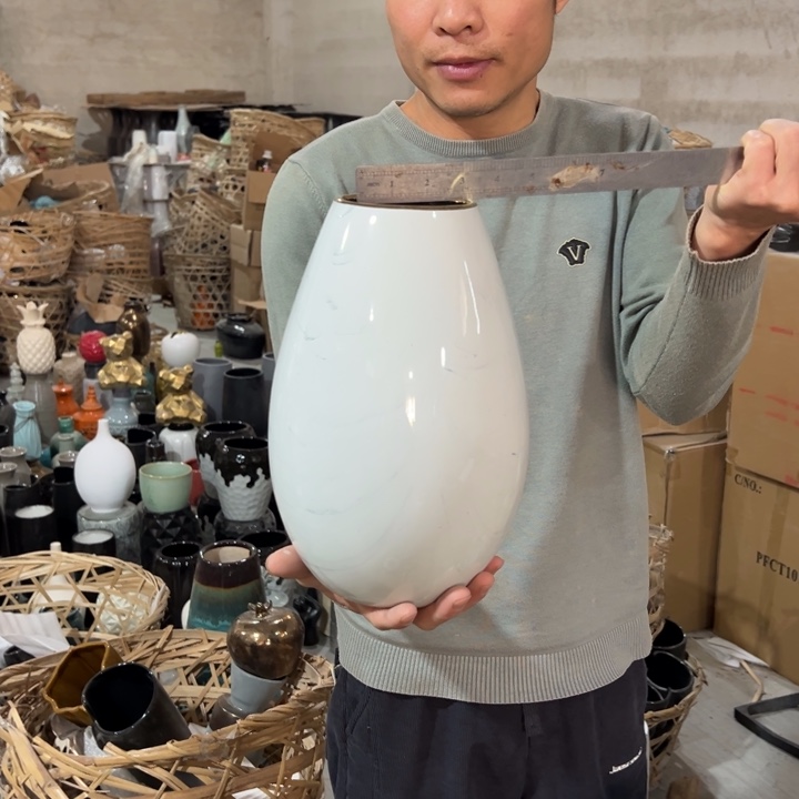 瓶高度30厘米口径9厘米微瑕捡漏