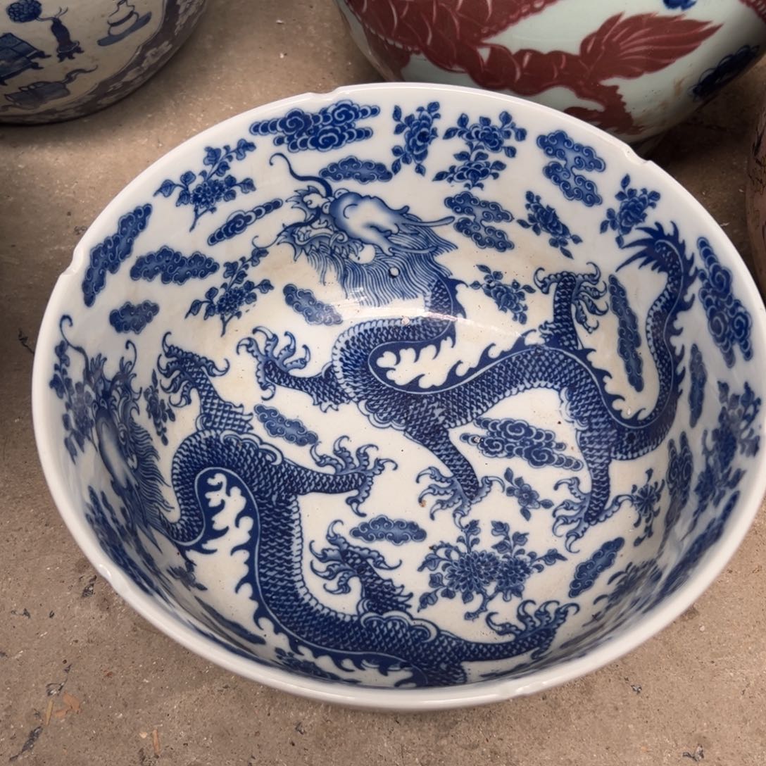 摆件我们的士人是在这里的