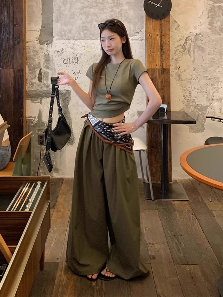 韩系设计感收腰短袖T恤辣妹阔腿休闲长裤女2025夏季新款时尚套装