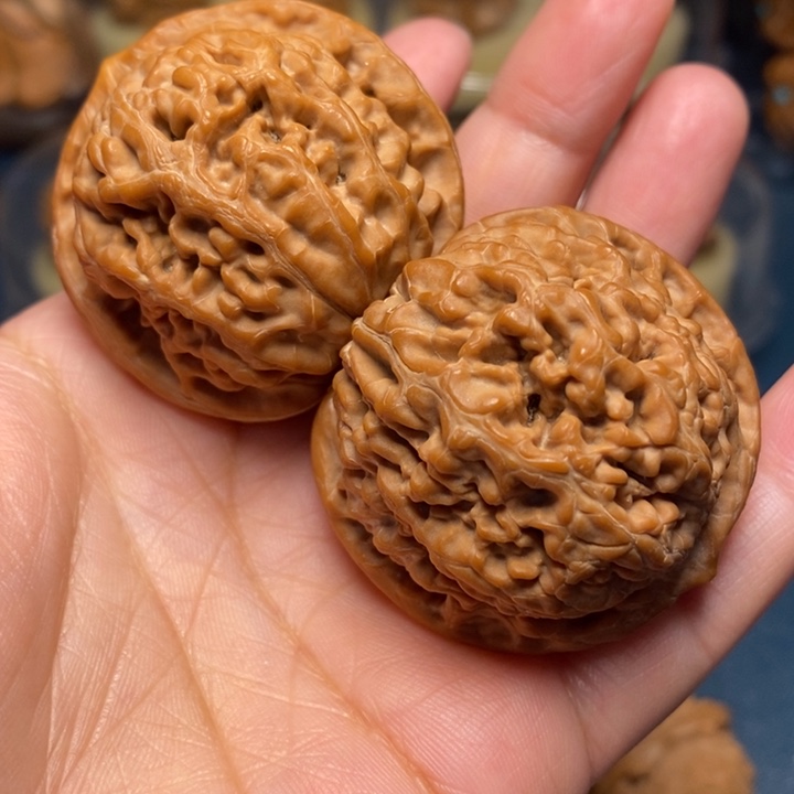 【闪购商品】文玩核桃把件凤凰台