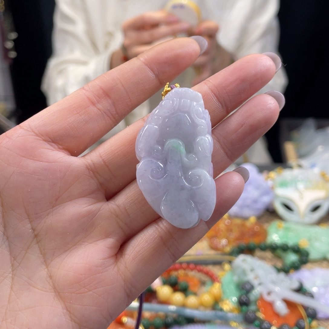 翡翠颈饰未镶嵌代编织