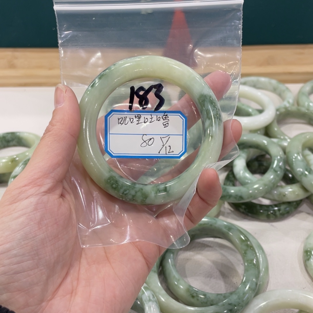 叽***噜蛇纹石玉未镶嵌手镯