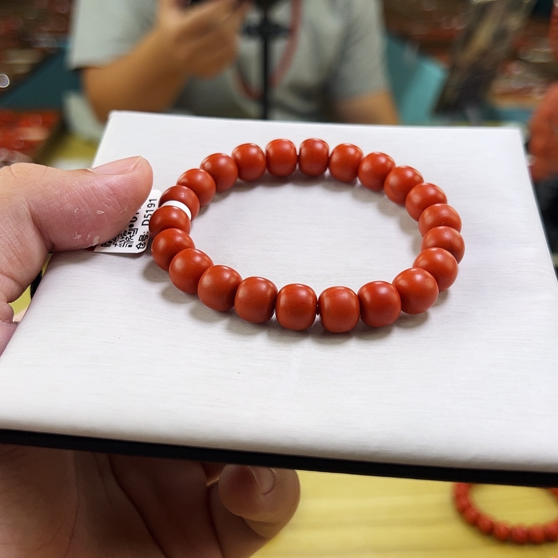 南红玛瑙未镶嵌手链10mm