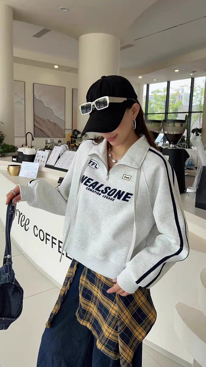 【仪陇衣世界】C96124 春秋短款长袖卫衣时尚休闲翻领减龄百搭显瘦